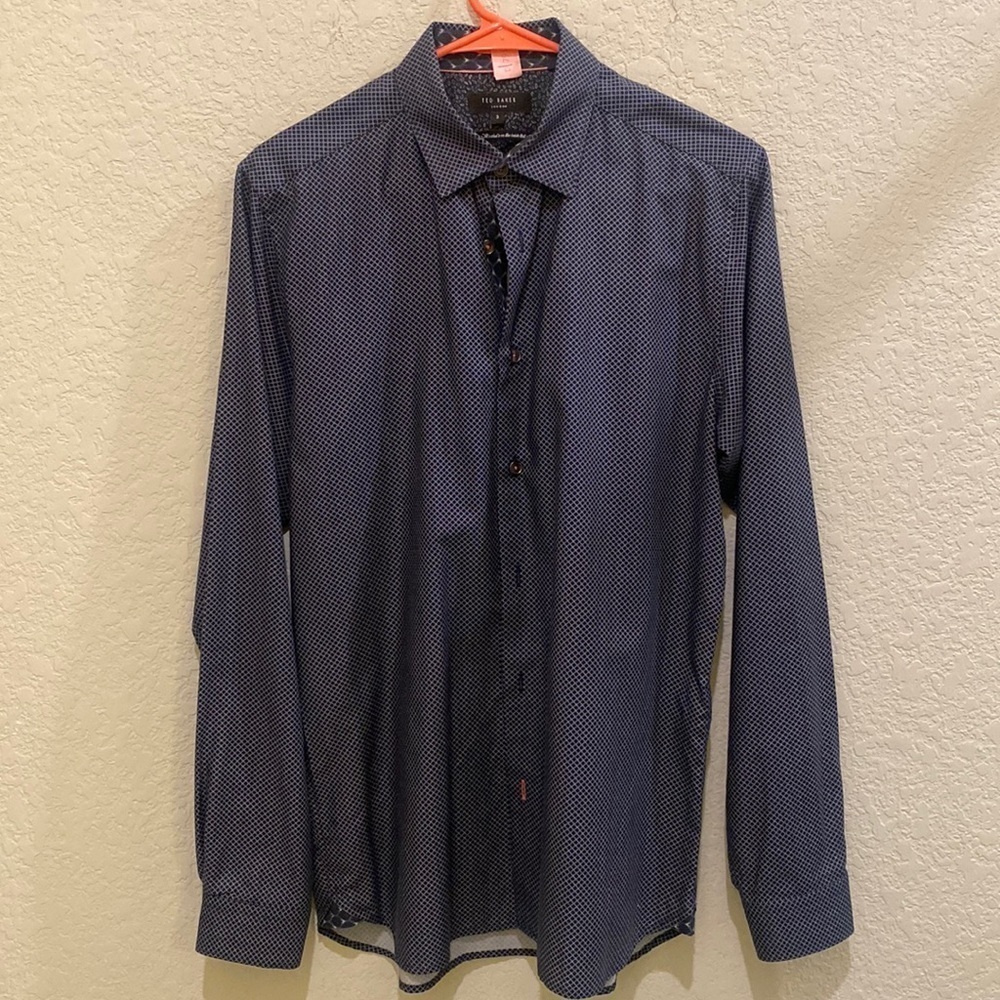 🌹Host Pick🌹▶️Ted Baker London◀️ geometric shirt size 3 Mens